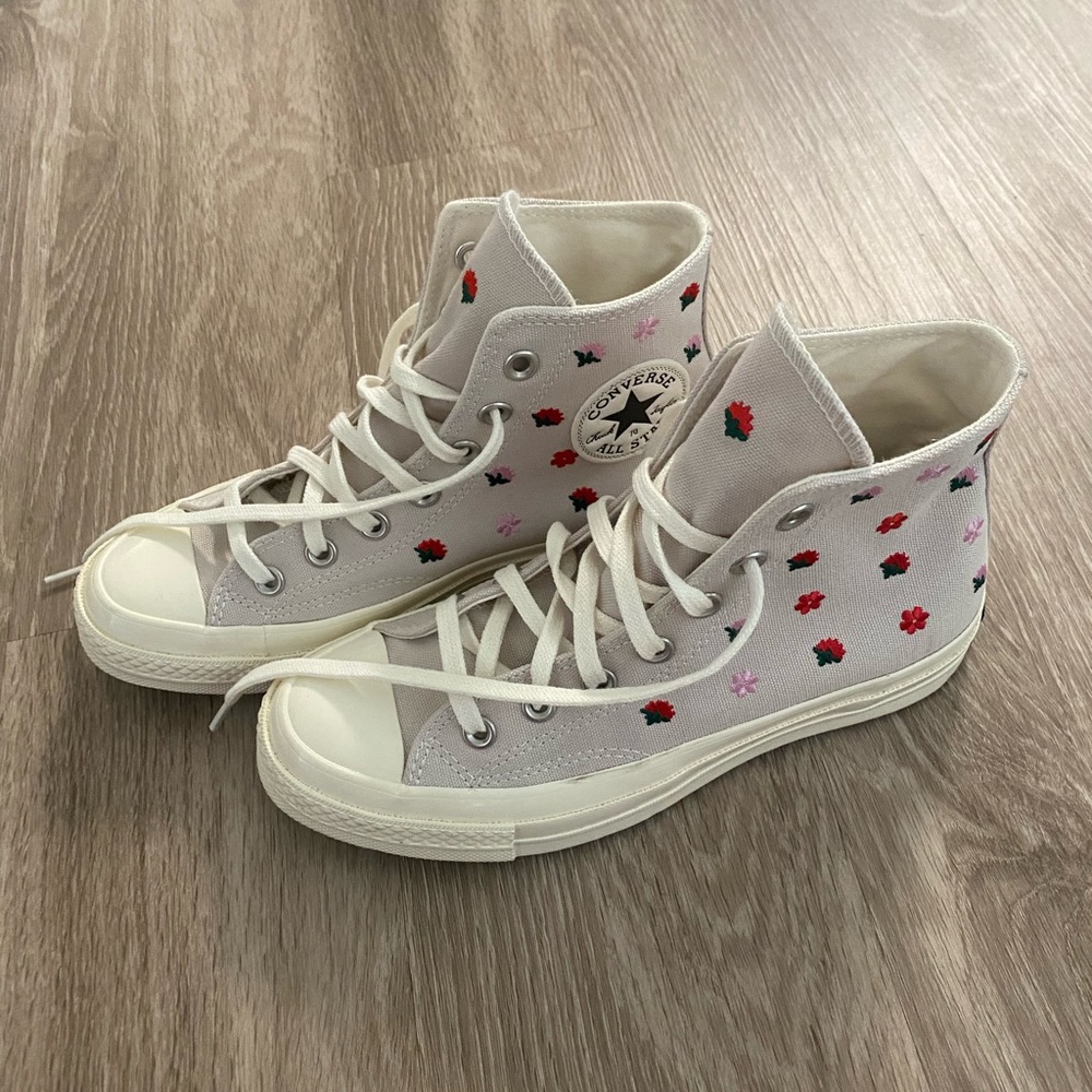 Converse High Top Floral Design Size 7
